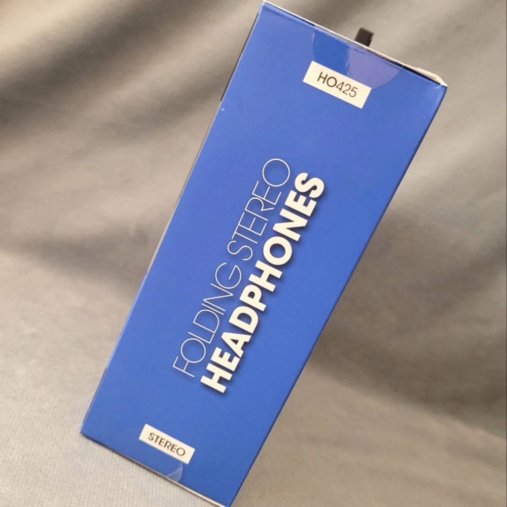 🔴BUNDLE 4/$20🔴🎧Folding Stereo Headphones - Picture 10 of 14